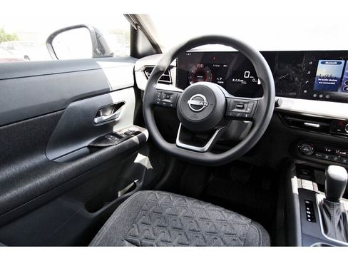 New 2026 Nissan Kicks SV image 8