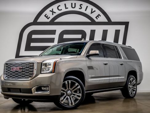 Used 2019 GMC Yukon XL Denali w/ Denali Ultimate Package RWD image 1