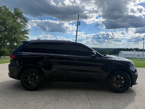 Used 2018 Jeep Grand Cherokee Trackhawk w/ Trailer Tow Group IV AWD/4WD image 4