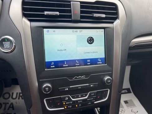 Used 2020 Ford Fusion SEL image 13