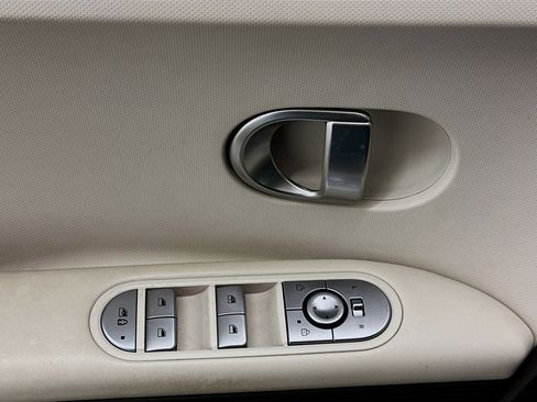 Used 2023 Hyundai Ioniq 5 SE w/ Cargo Package image 15