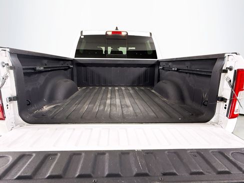 Used 2019 RAM 1500 Big Horn image 33