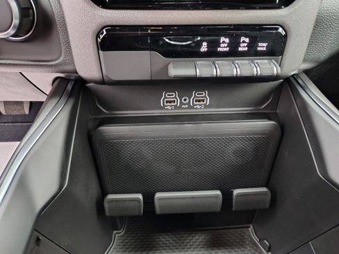 New 2026 RAM 1500 Express image 29