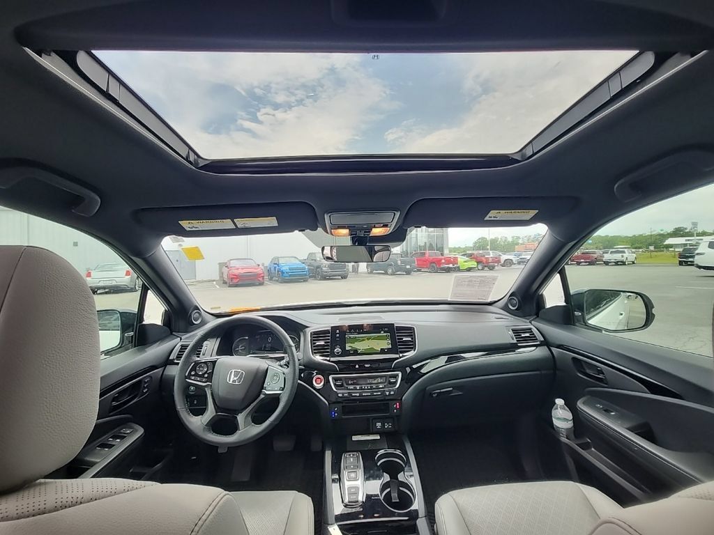 Used 2023 Honda Passport Elite image 5