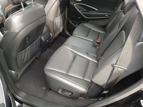 Used 2018 Hyundai Santa Fe FWD image 13