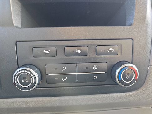 Used 2020 Nissan NV 2500 SV w/ Navigation Package image 18