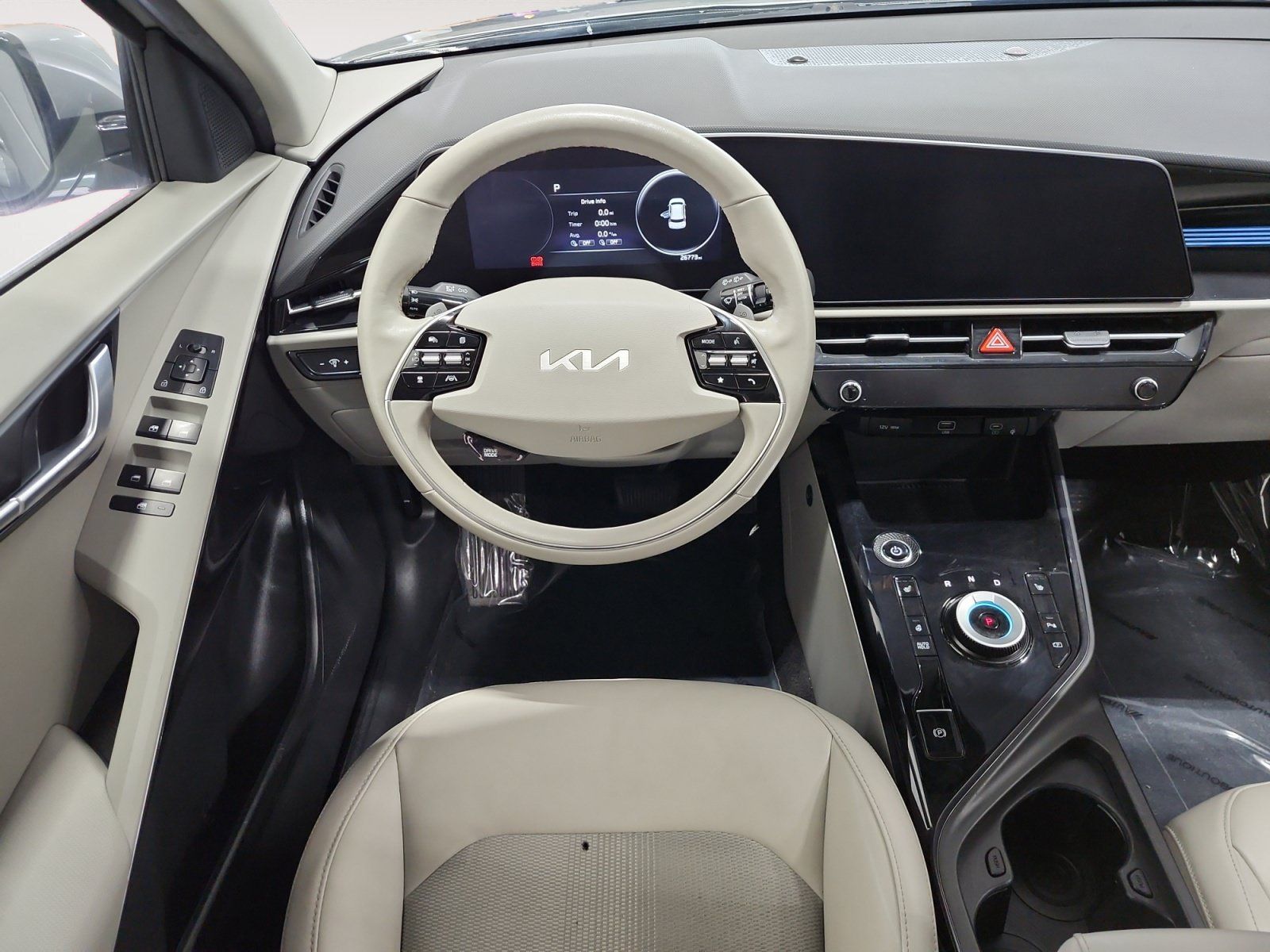 Used 2023 Kia Niro Wind w/ Wind Preserve Package FWD image 10