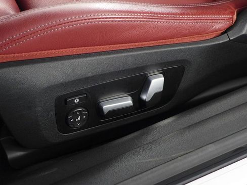 Used 2023 BMW 440i xDrive Convertible w/ Premium Package image 26