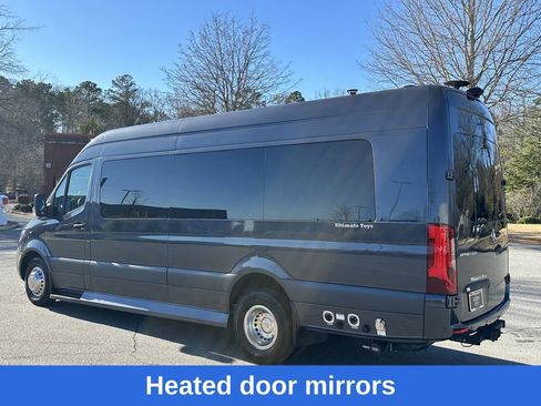 Used 2022 Mercedes-Benz Sprinter 3500 image 5