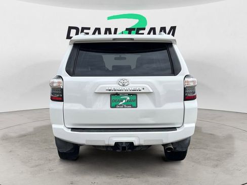 Used 2018 Toyota 4Runner SR5 Premium image 7