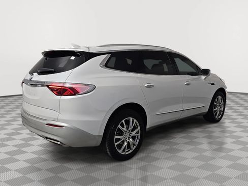 Used 2023 Buick Enclave Premium w/ Experience Buick Package FWD image 8