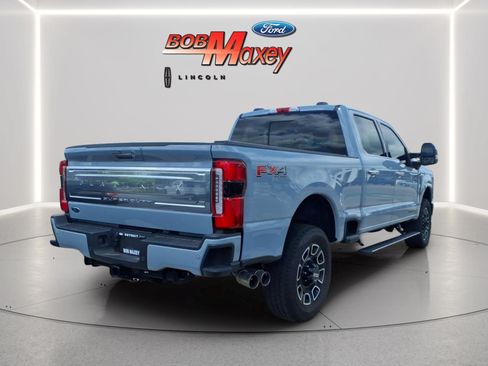 Used 2024 Ford F350 Platinum w/ FX4 Off-Road Package AWD/4WD image 4