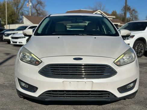 Used 2017 Ford Focus Titanium image 3