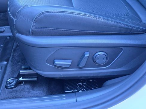 Used 2022 Hyundai Tucson Limited AWD/4WD image 14