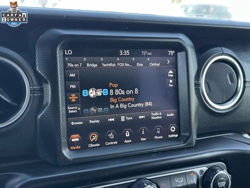 Used 2023 Jeep Wrangler Unlimited Sahara w/ Cold Weather Group AWD/4WD image 25