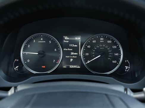 Used 2023 Lexus IS 350 F Sport w/ Accessory Package 2 RWD image 9