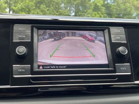 Used 2022 Volkswagen Taos S FWD image 19