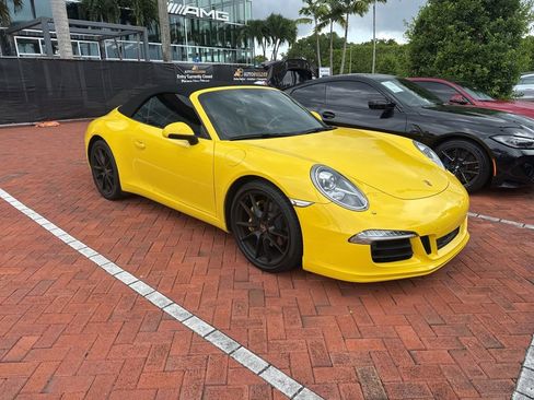 Used 2014 Porsche 911 Carrera RWD image 1