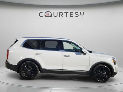 Used 2022 Kia Telluride SX w/ SX Prestige Package AWD/4WD image 5
