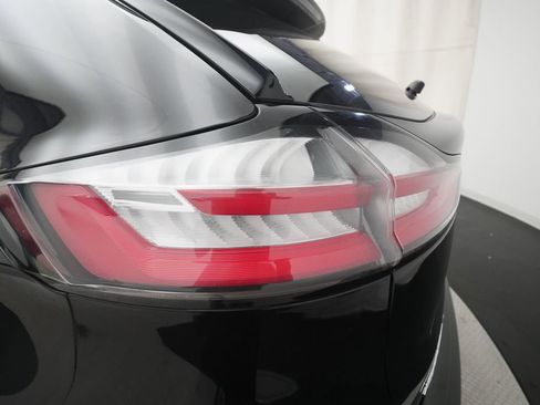 Used 2020 Ford Edge ST w/ Equipment Group 401A AWD/4WD image 35