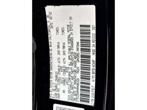 Used 2022 Toyota Tacoma TRD Off-Road image 18