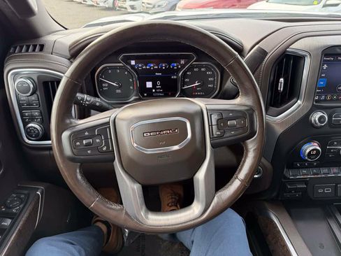 Used 2021 GMC Sierra 1500 Denali AWD/4WD image 8