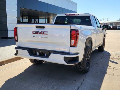 New 2026 GMC Sierra 1500 Elevation image 4