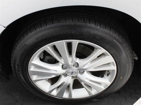 Used 2010 Lexus RX 450h AWD image 22