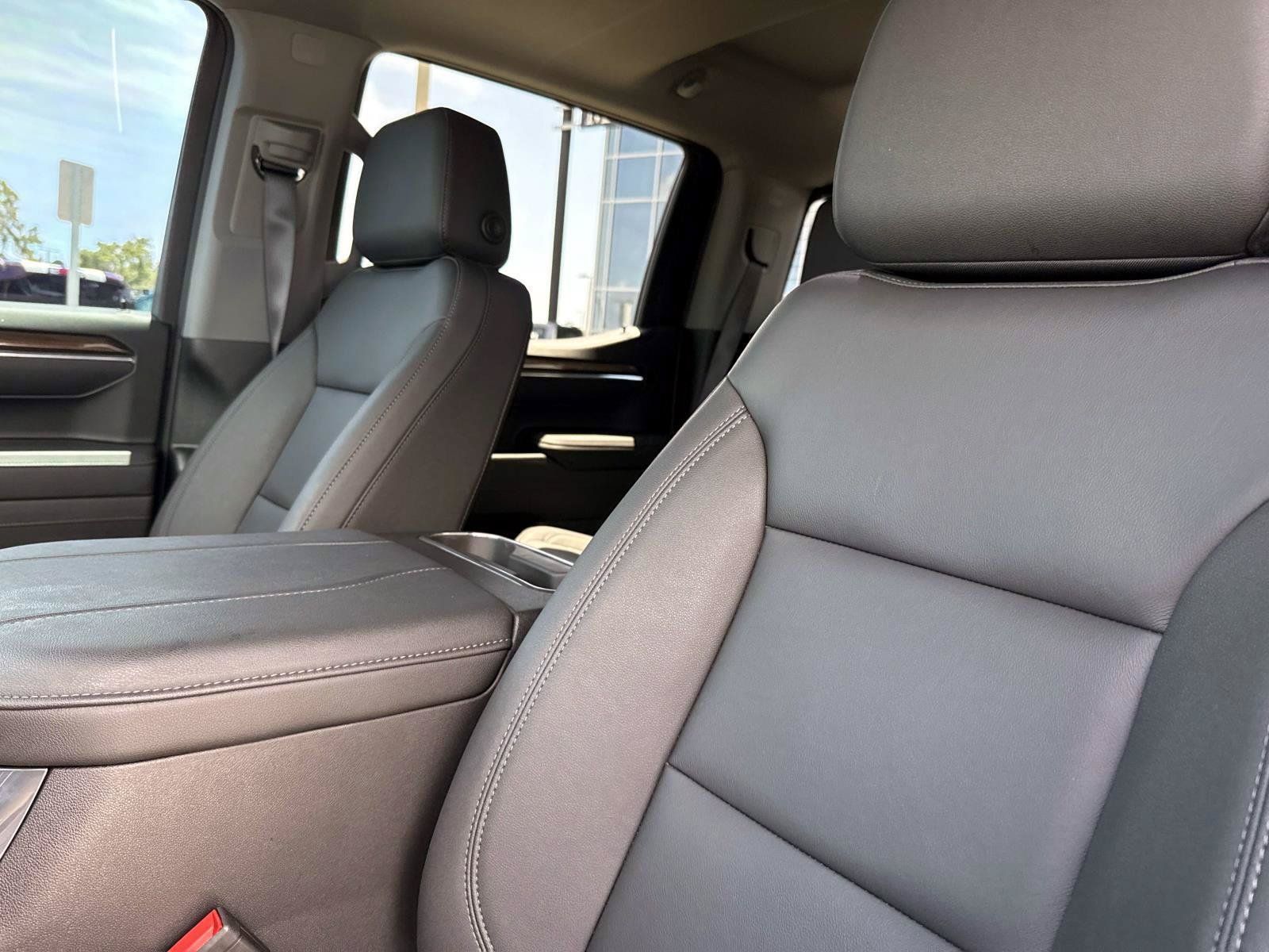 Used 2026 Chevrolet Silverado 1500 LT Trail Boss w/ LT Trail Boss Premium Package AWD/4WD image 23