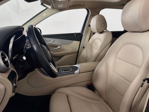 Used 2021 Mercedes-Benz GLC 300 image 17