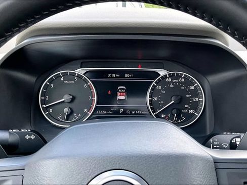 Used 2025 Nissan Rogue SV AWD/4WD image 13