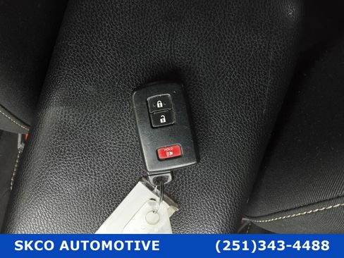 Used 2018 Toyota RAV4 Adventure image 31