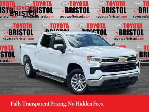 Used 2023 Chevrolet Silverado 1500 LT w/ Z71 Off-Road Package AWD/4WD image 1