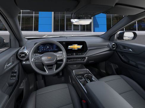 New 2026 Chevrolet Equinox LT w/ Convenience Package II image 15