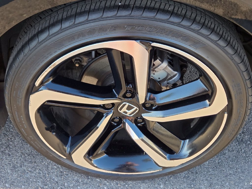Used 2018 Honda Accord Sport image 11