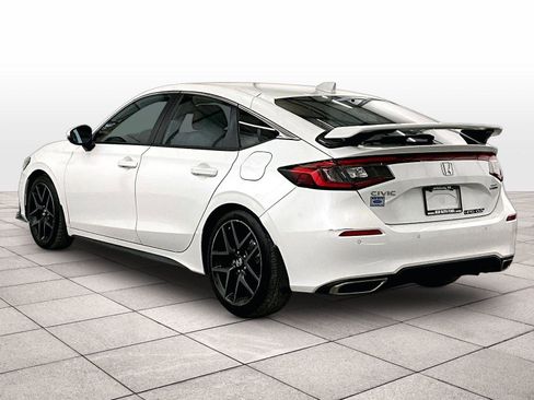 Used 2022 Honda Civic Sport Touring image 10