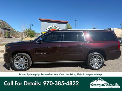 Used 2020 Chevrolet Suburban Premier w/ Premier Plus Edition image 3