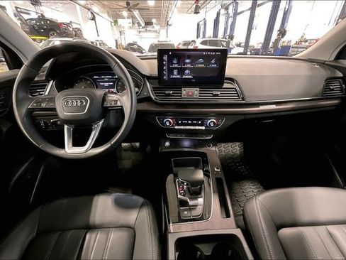 Certified 2023 Audi Q5 2.0T Premium w/ Convenience Package AWD/4WD image 15