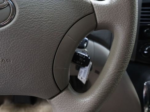 Used 2006 Toyota Sienna LE image 30