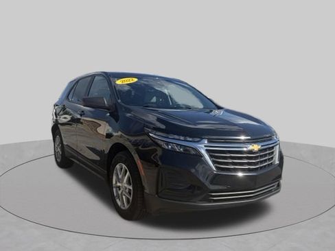 Used 2022 Chevrolet Equinox LS FWD image 8