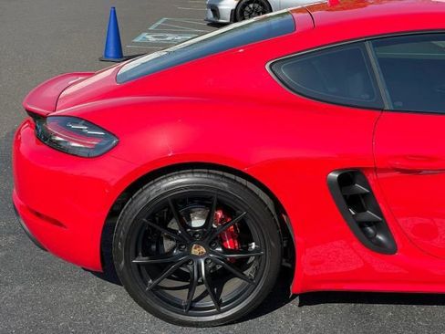 Used 2025 Porsche 718 Cayman S RWD image 19
