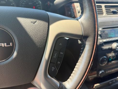 Used 2013 GMC Sierra 2500 Denali AWD/4WD image 18