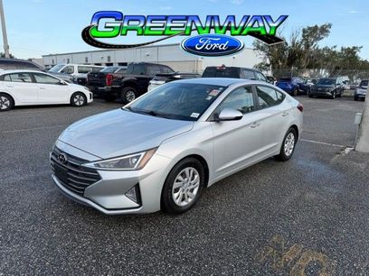 Used 2019 Hyundai Elantra SE