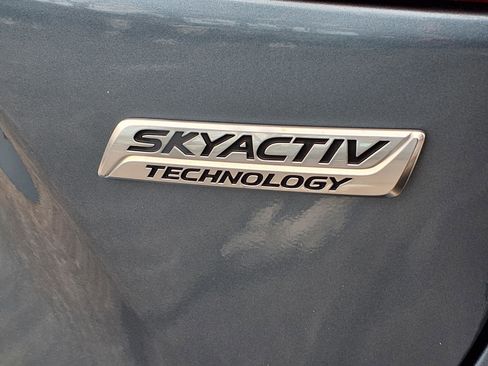 Used 2014 MAZDA MAZDA3 s Grand Touring image 16