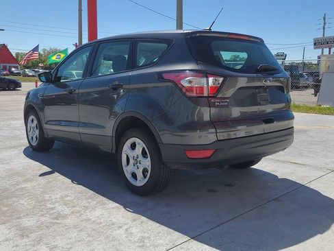 Used 2018 Ford Escape S FWD image 3