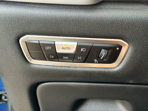 Used 2022 BMW X5 xDrive40i w/ Premium Package AWD/4WD image 36