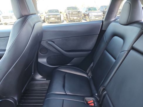 Used 2023 Tesla Model Y Long Range image 17