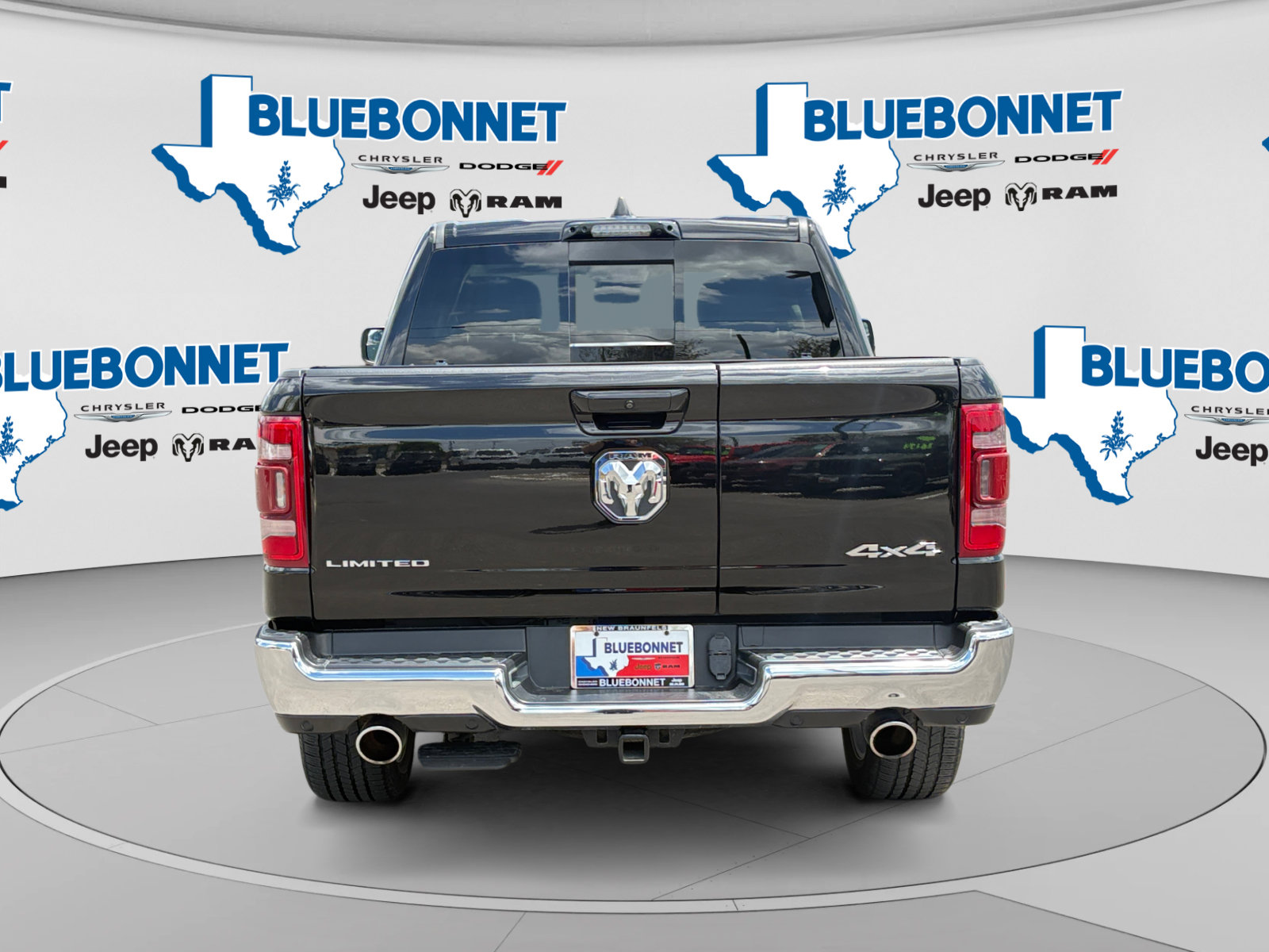 Used 2024 RAM 1500 Limited AWD/4WD image 6