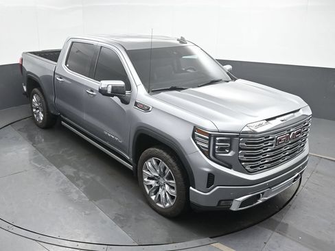 Used 2024 GMC Sierra 1500 Denali w/ Denali Reserve Package AWD/4WD image 35