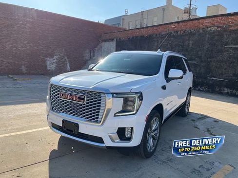 Used 2022 GMC Yukon Denali w/ Denali Premium Package RWD image 1